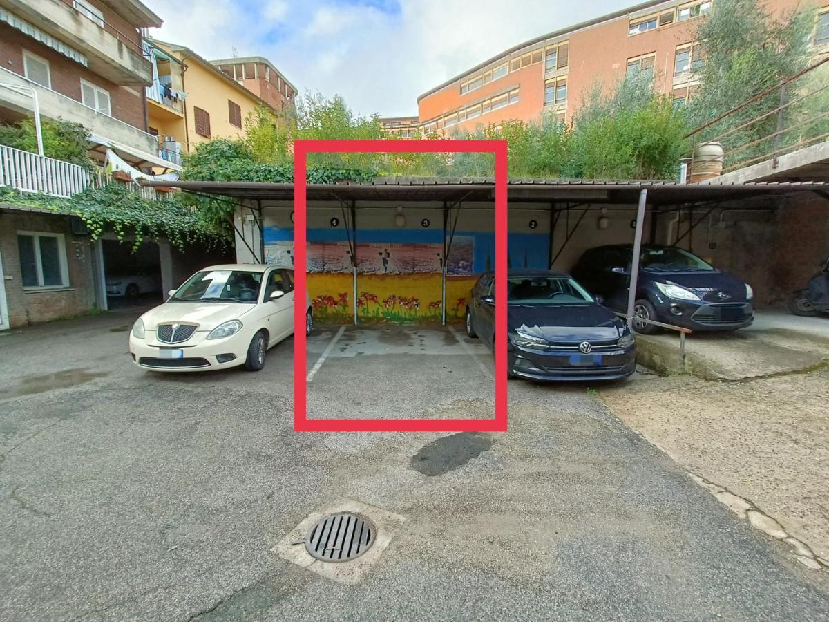 Firsthouse - Nel Centro Storico Con Parcheggio Gratuito Siena Exterior foto