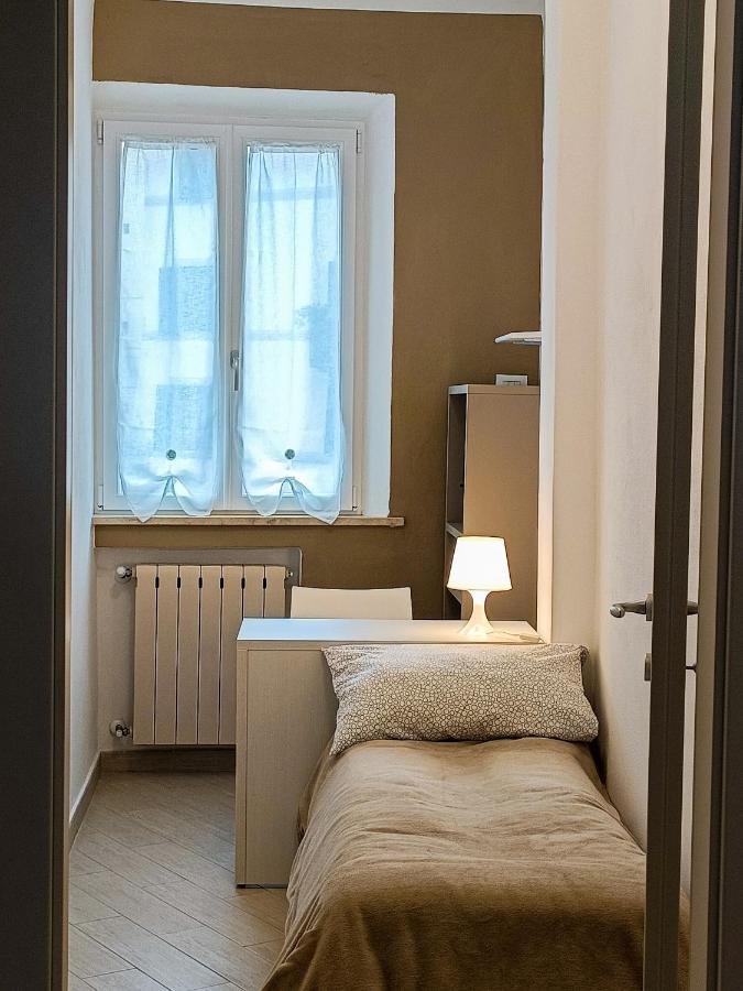 Firsthouse - Nel Centro Storico Con Parcheggio Gratuito Siena Exterior foto
